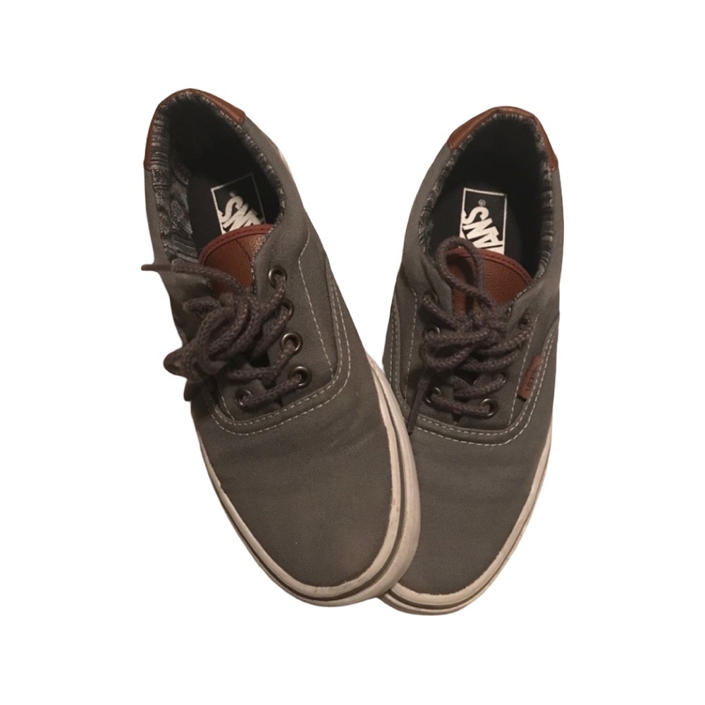 VANS Unisex size 5 LOWTOP SHOES EUC grey unisex